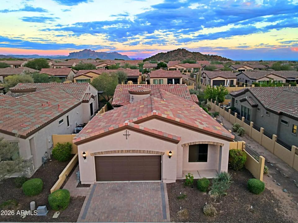 Real Estate Picture 60