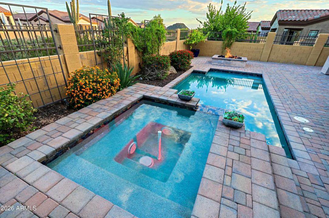 Real Estate Picture 45