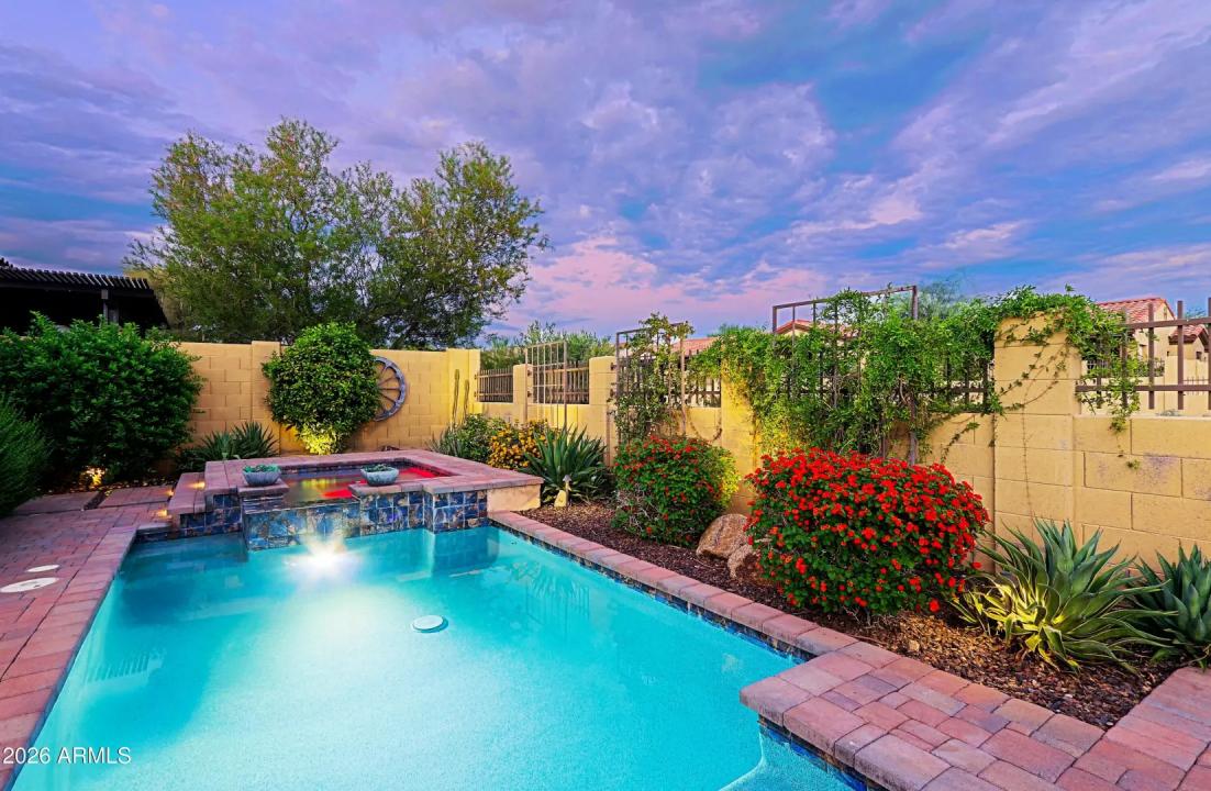 Real Estate Picture 52