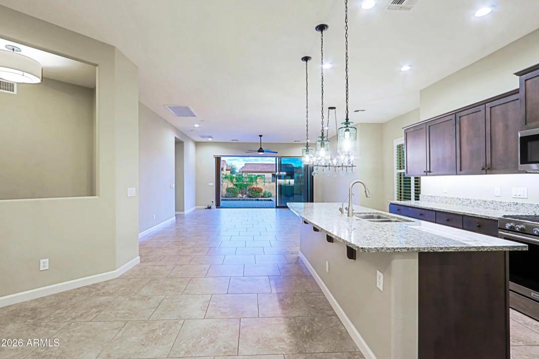 Real Estate Picture 16