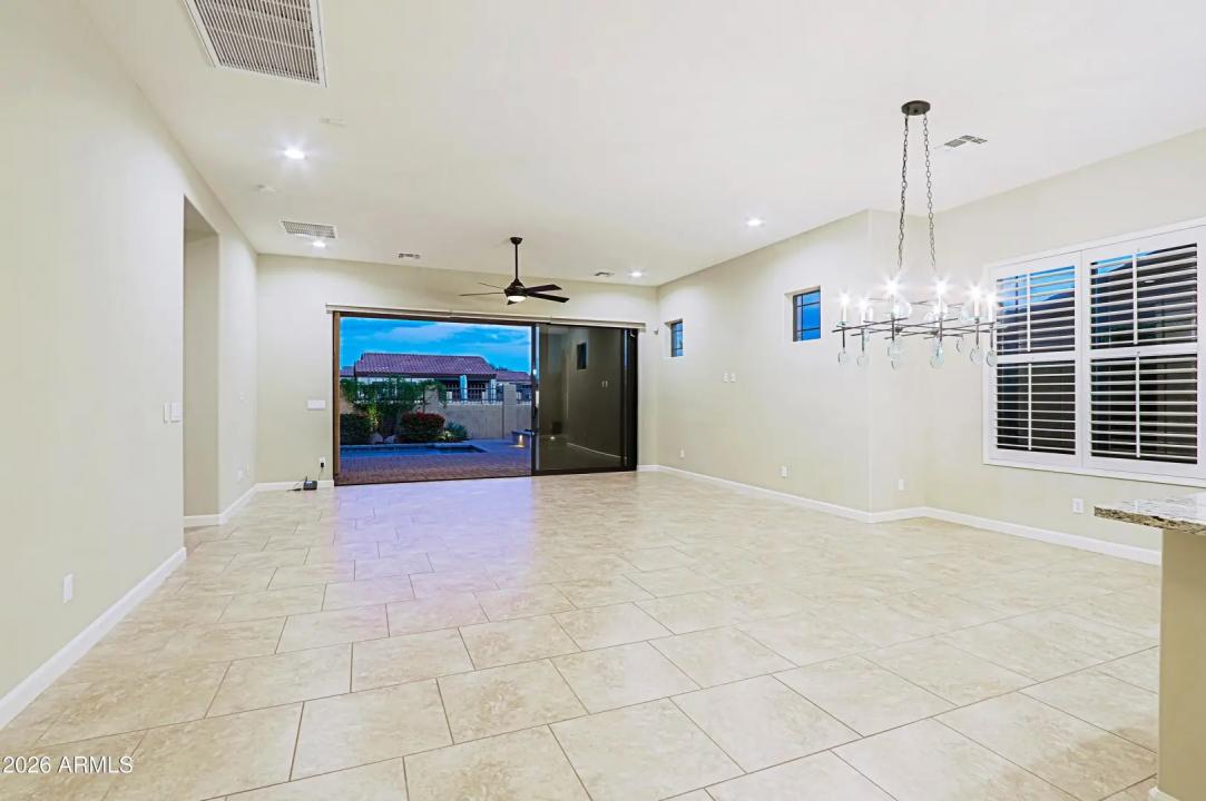 Real Estate Picture 27