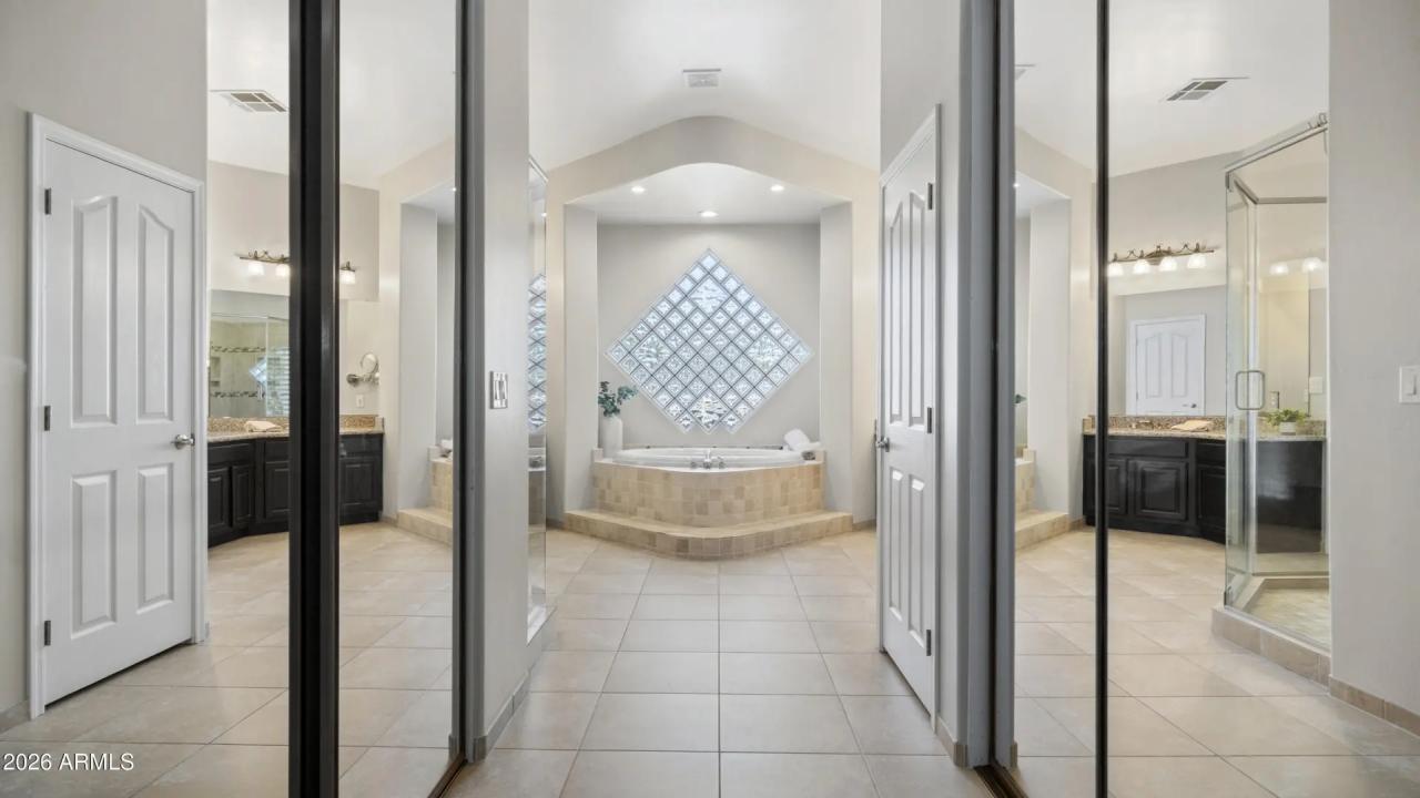 Real Estate Picture 29