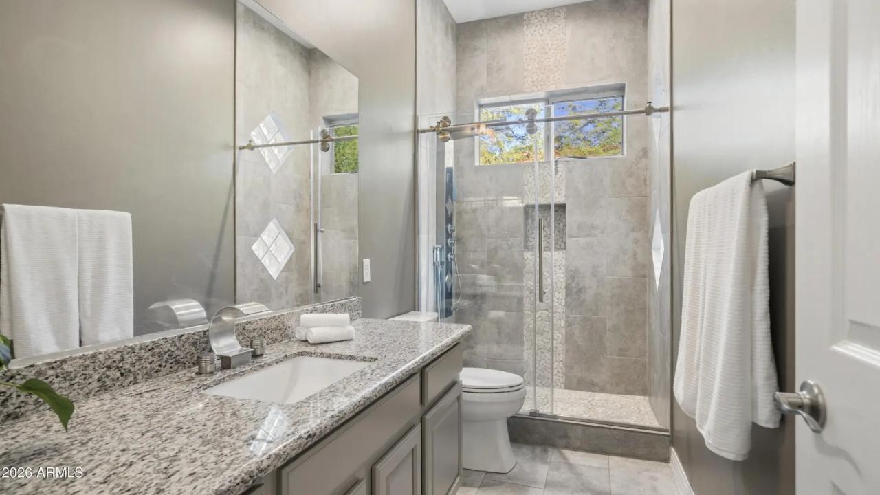 Real Estate Picture 35
