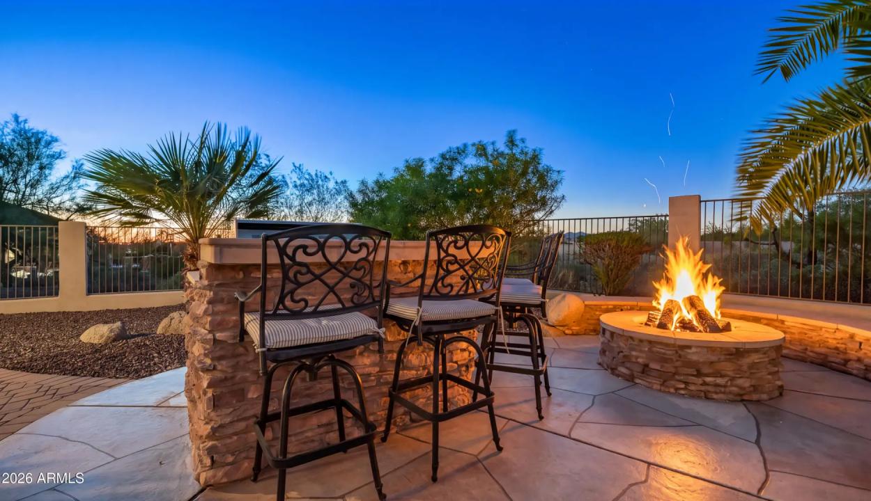 Real Estate Picture 50