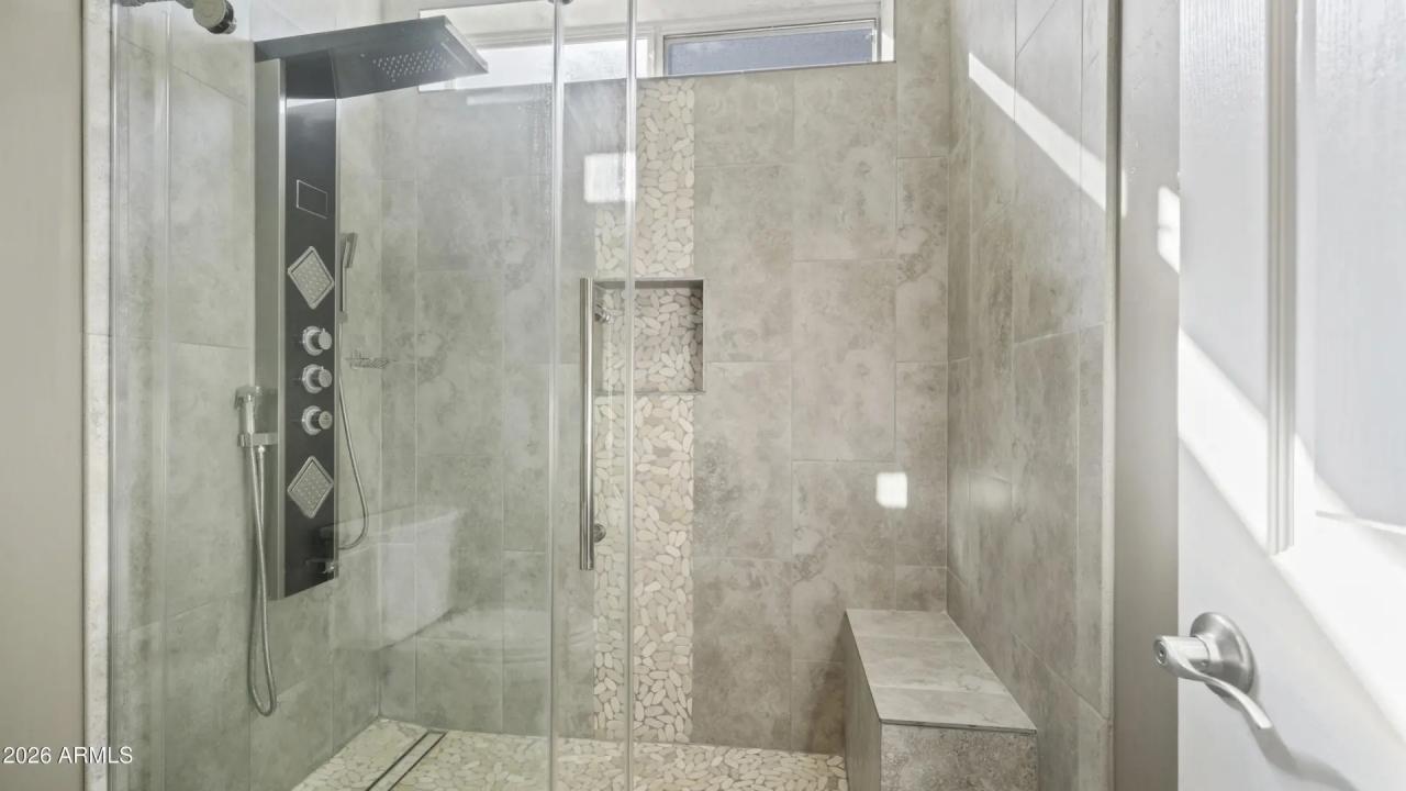 Real Estate Picture 39