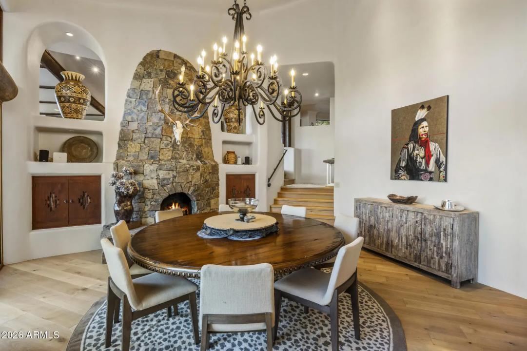 Real Estate Picture 6