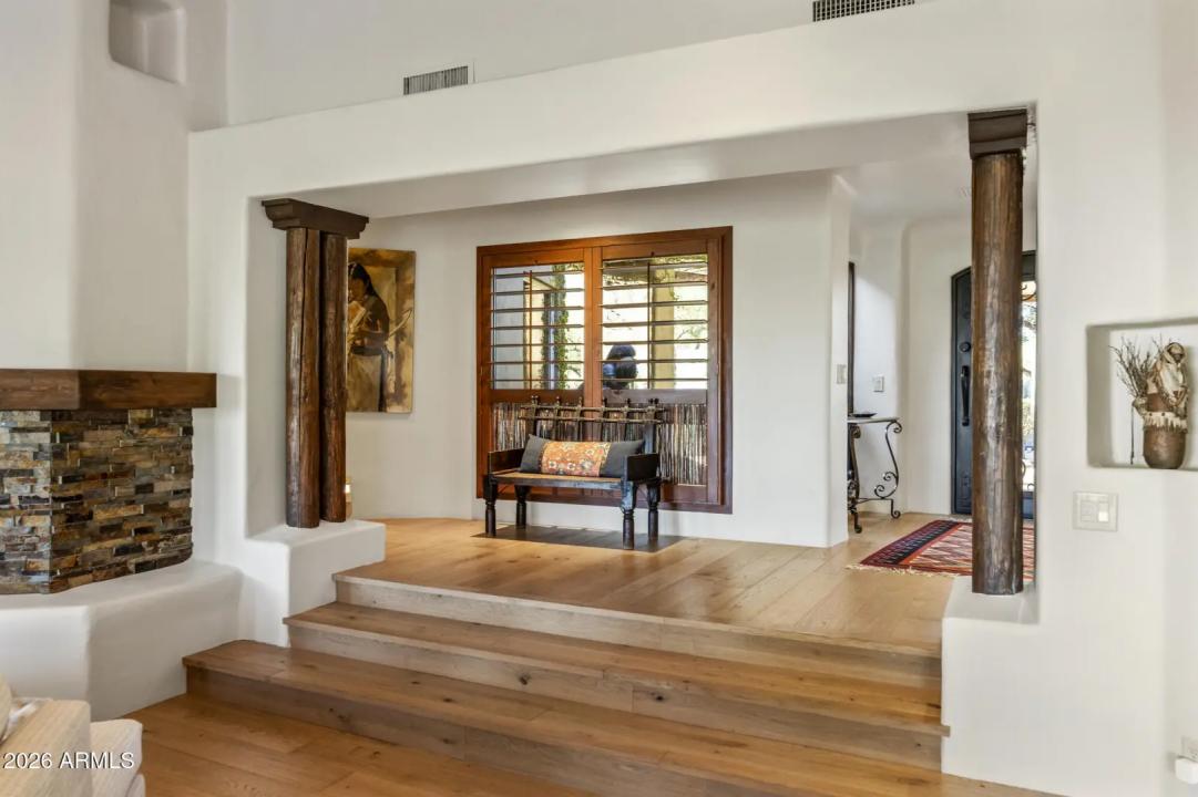 Real Estate Picture 22