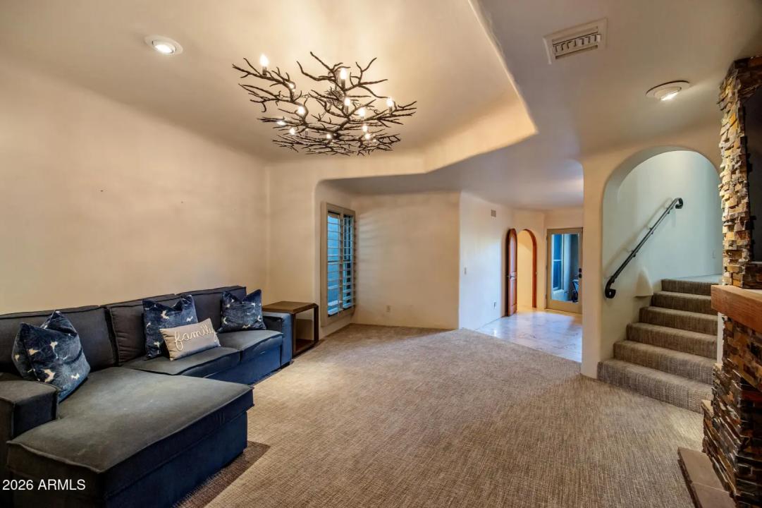 Real Estate Picture 48