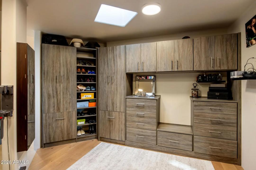 Real Estate Picture 44