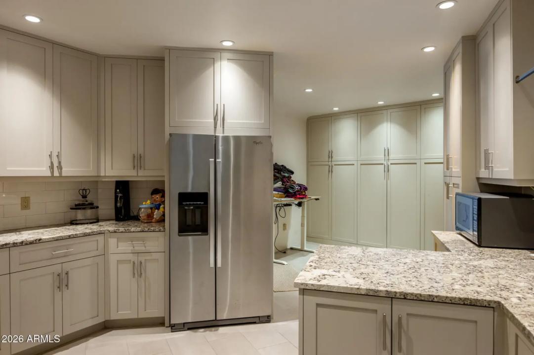 Real Estate Picture 60