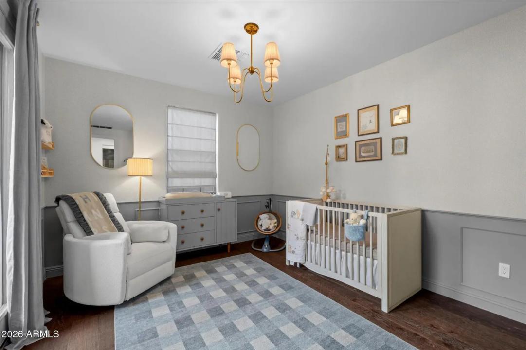 Real Estate Picture 20