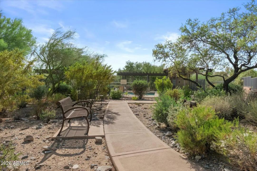 Real Estate Picture 27