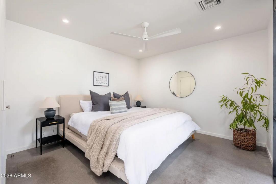 Real Estate Picture 44