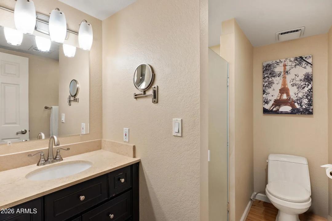 Real Estate Picture 20