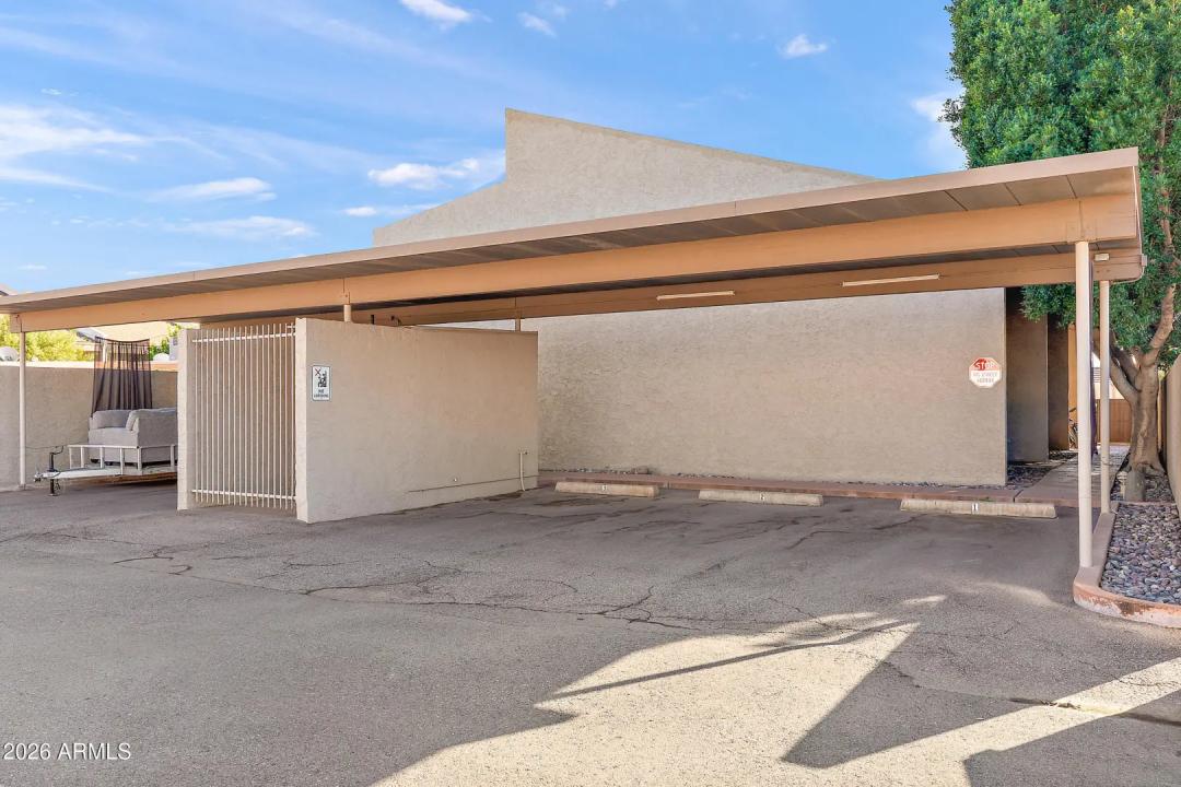 Real Estate Picture 27