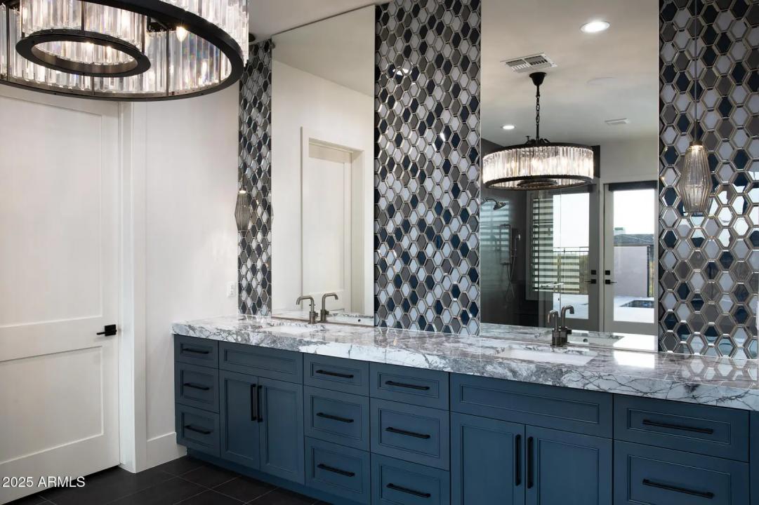Real Estate Picture 19