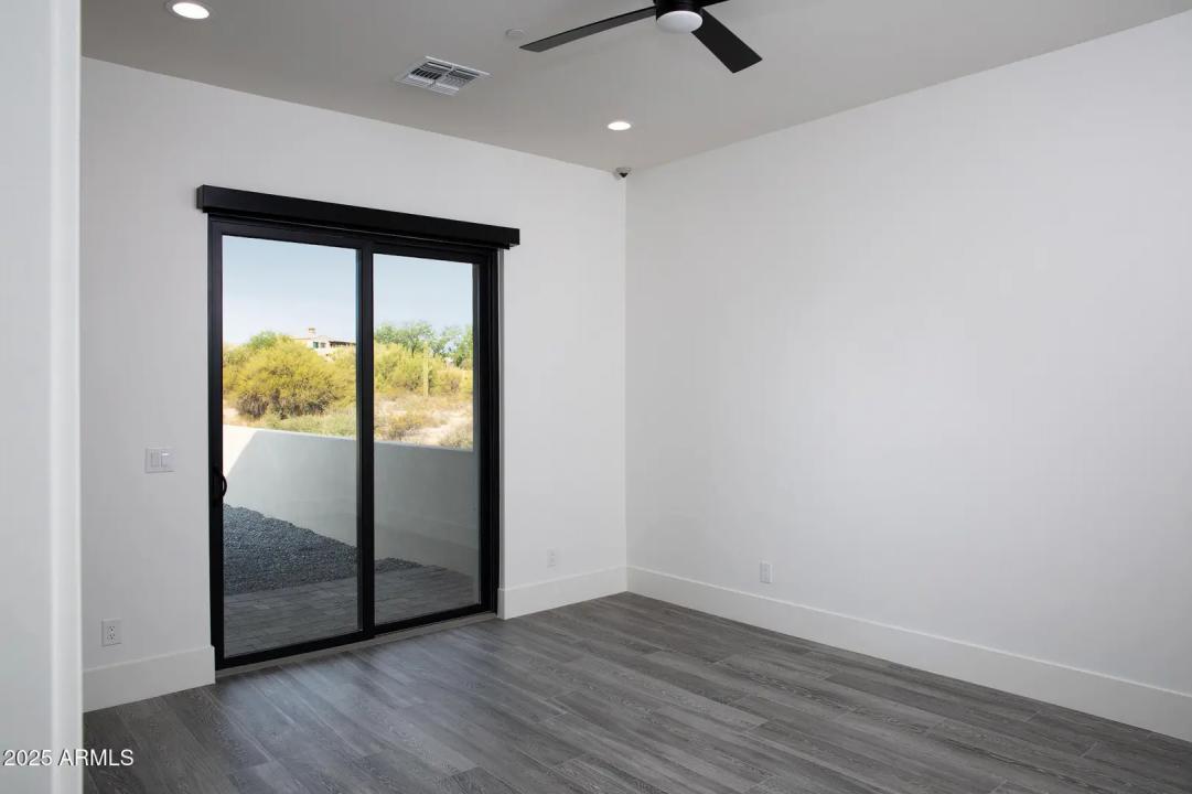 Real Estate Picture 26