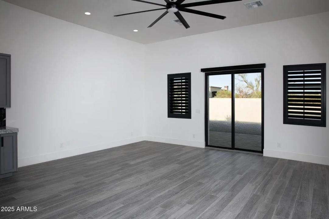 Real Estate Picture 28