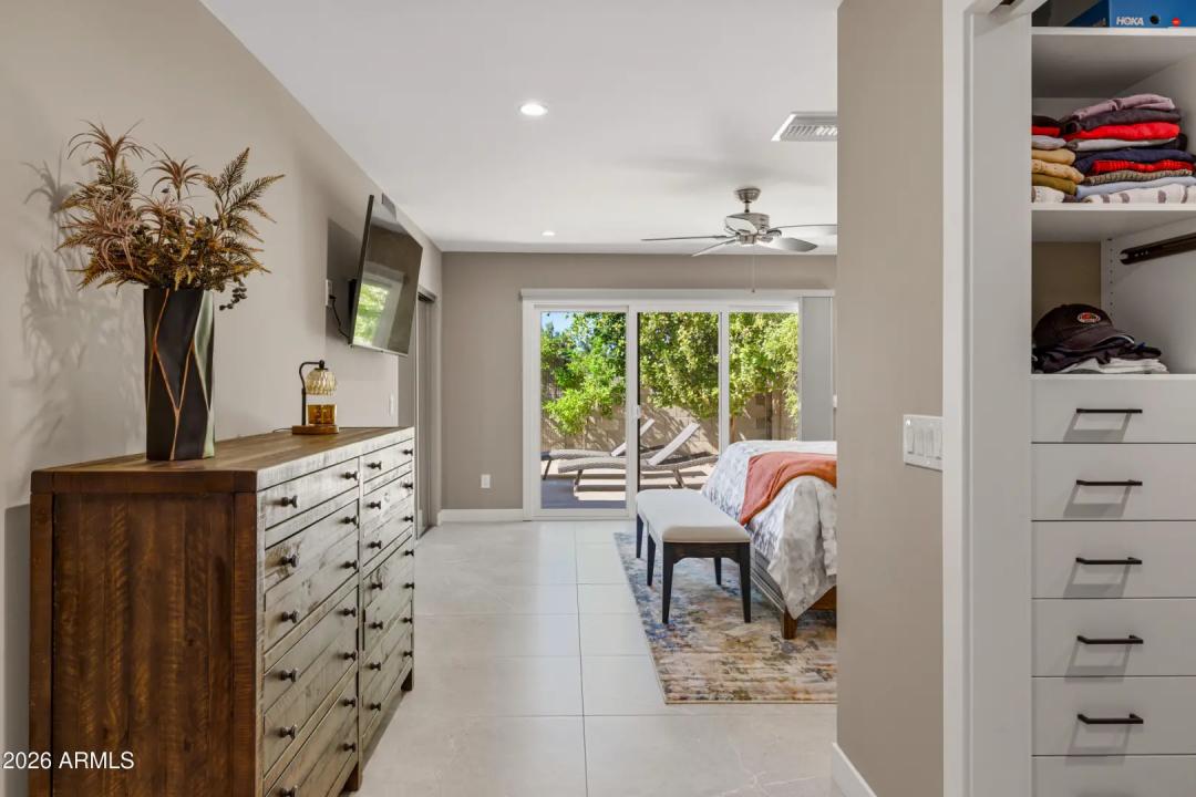 Real Estate Picture 16