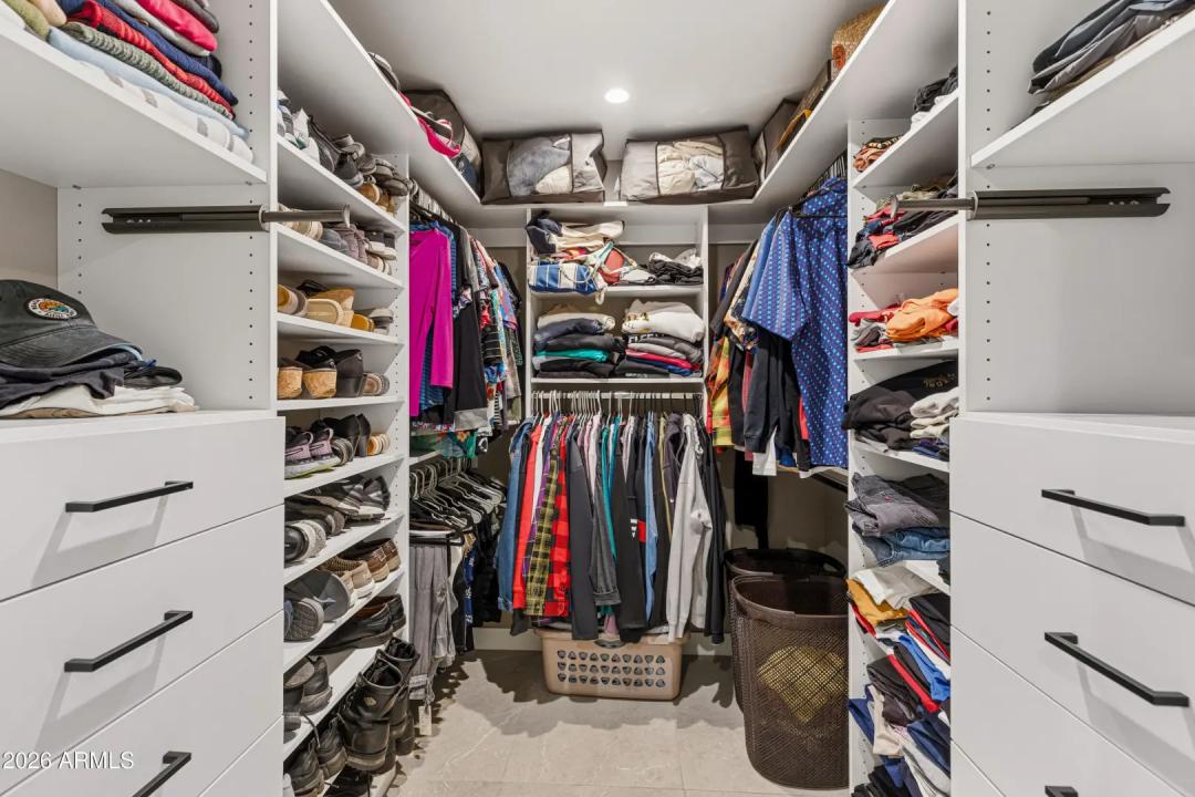 Real Estate Picture 19