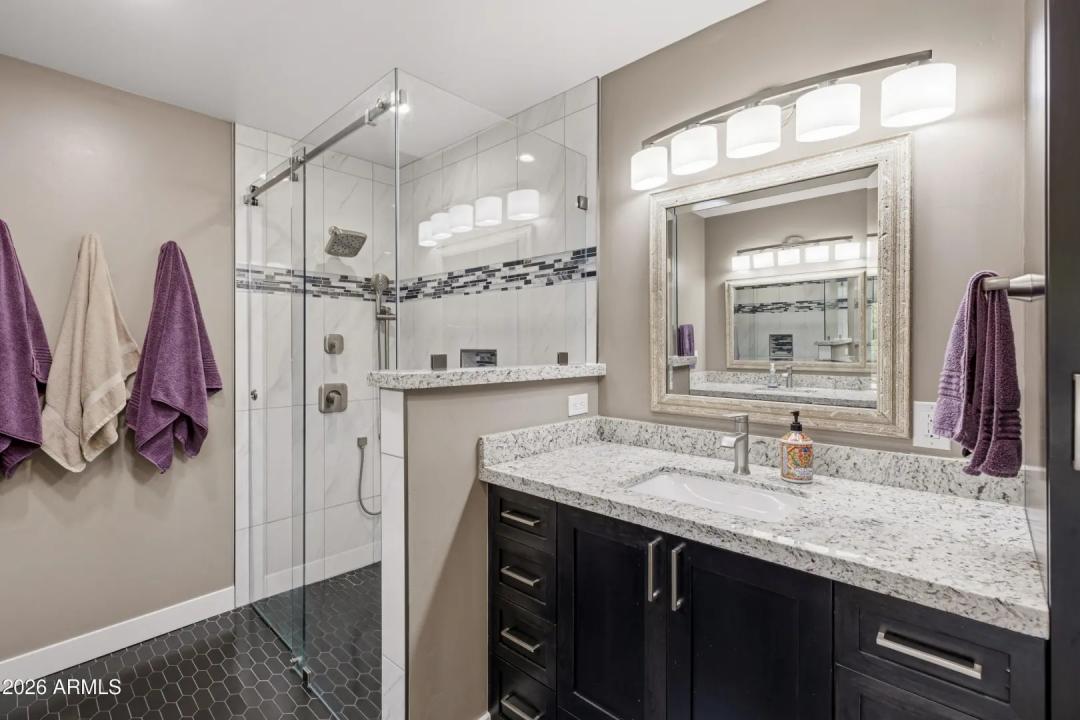 Real Estate Picture 20
