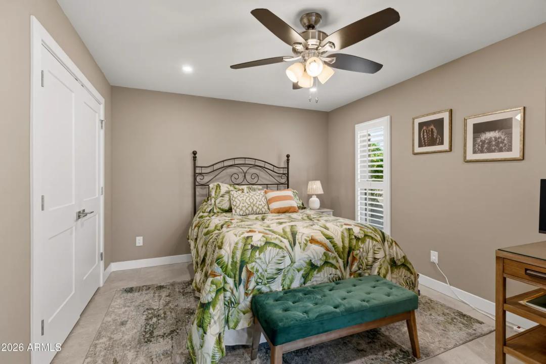 Real Estate Picture 39