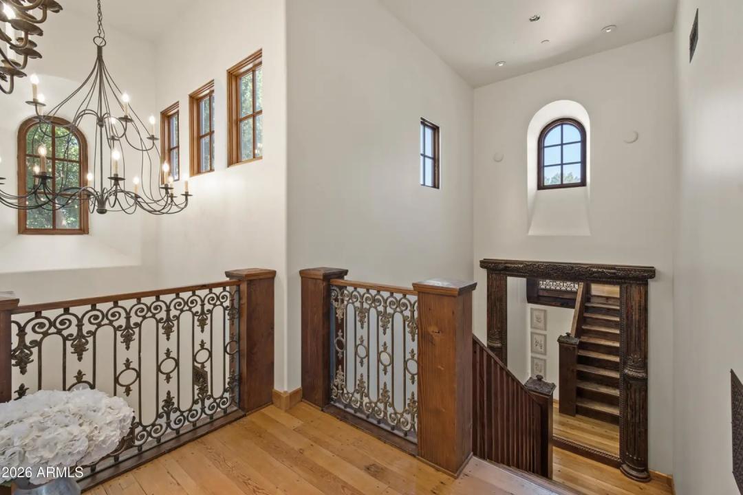 Real Estate Picture 43