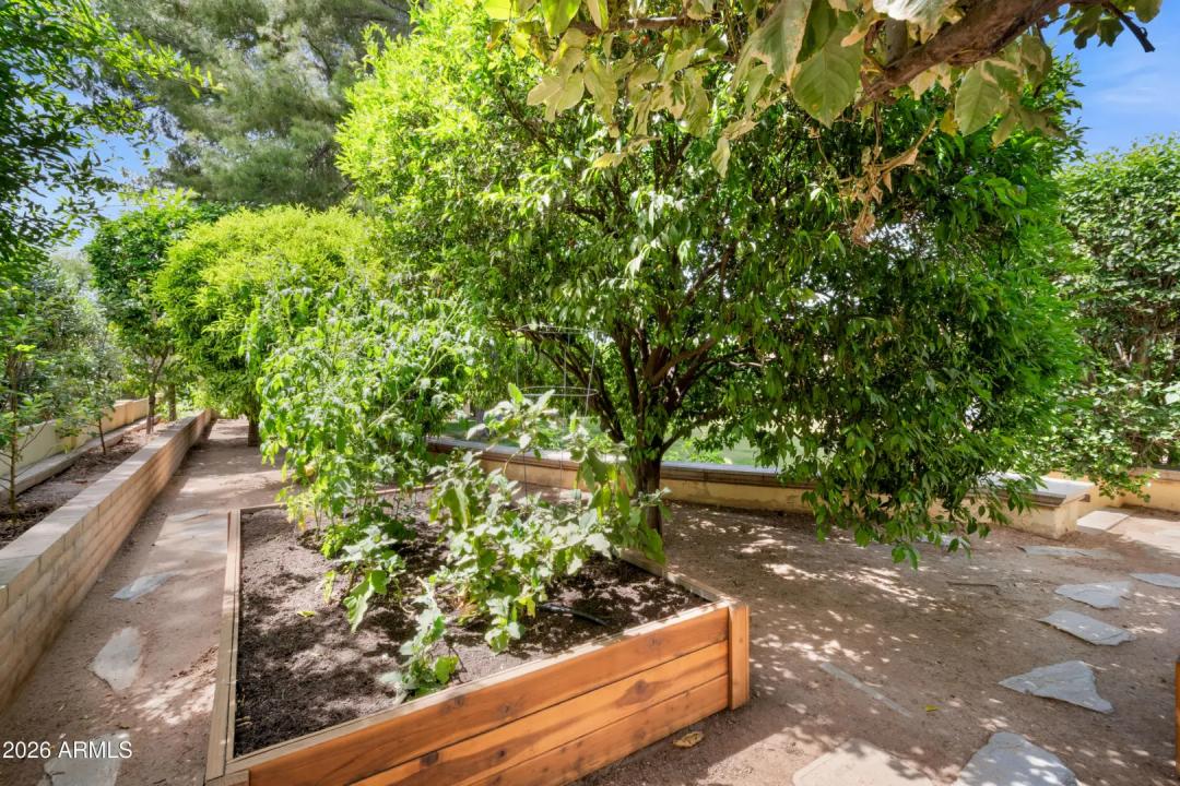 Real Estate Picture 73