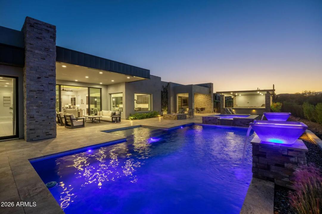 Real Estate Picture 60