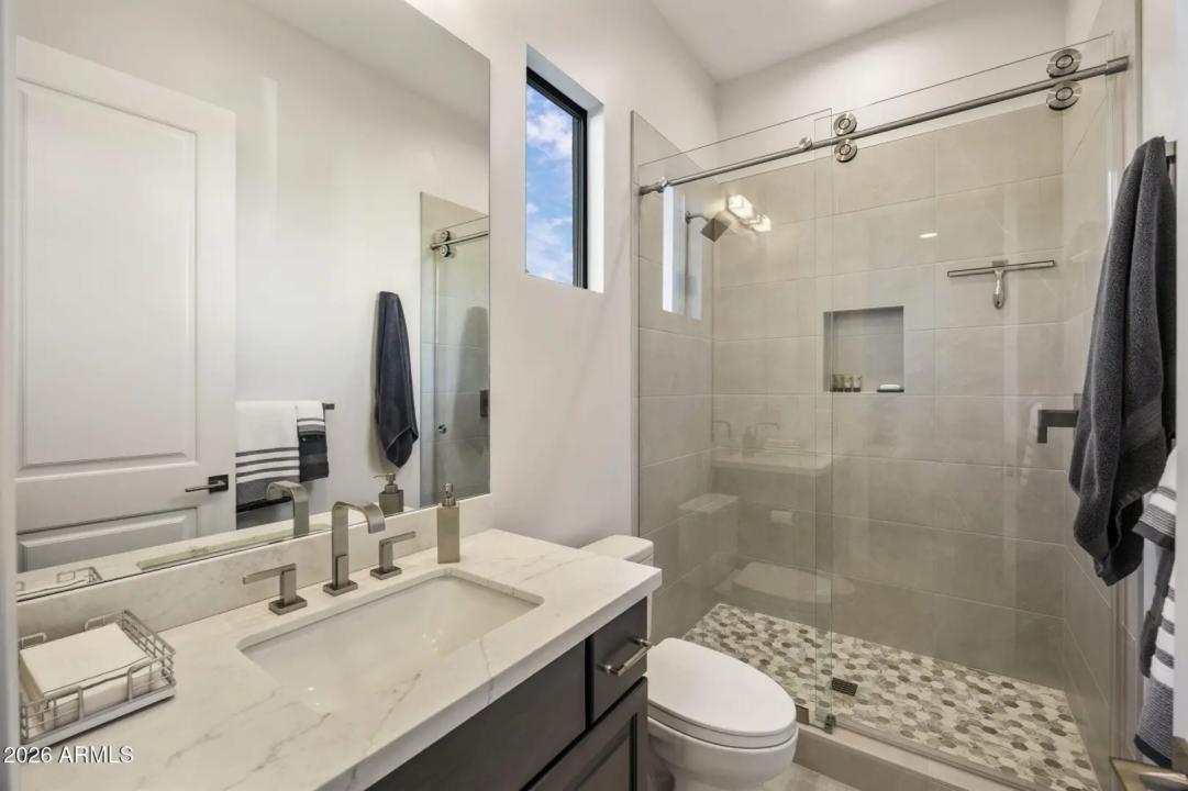 Real Estate Picture 35