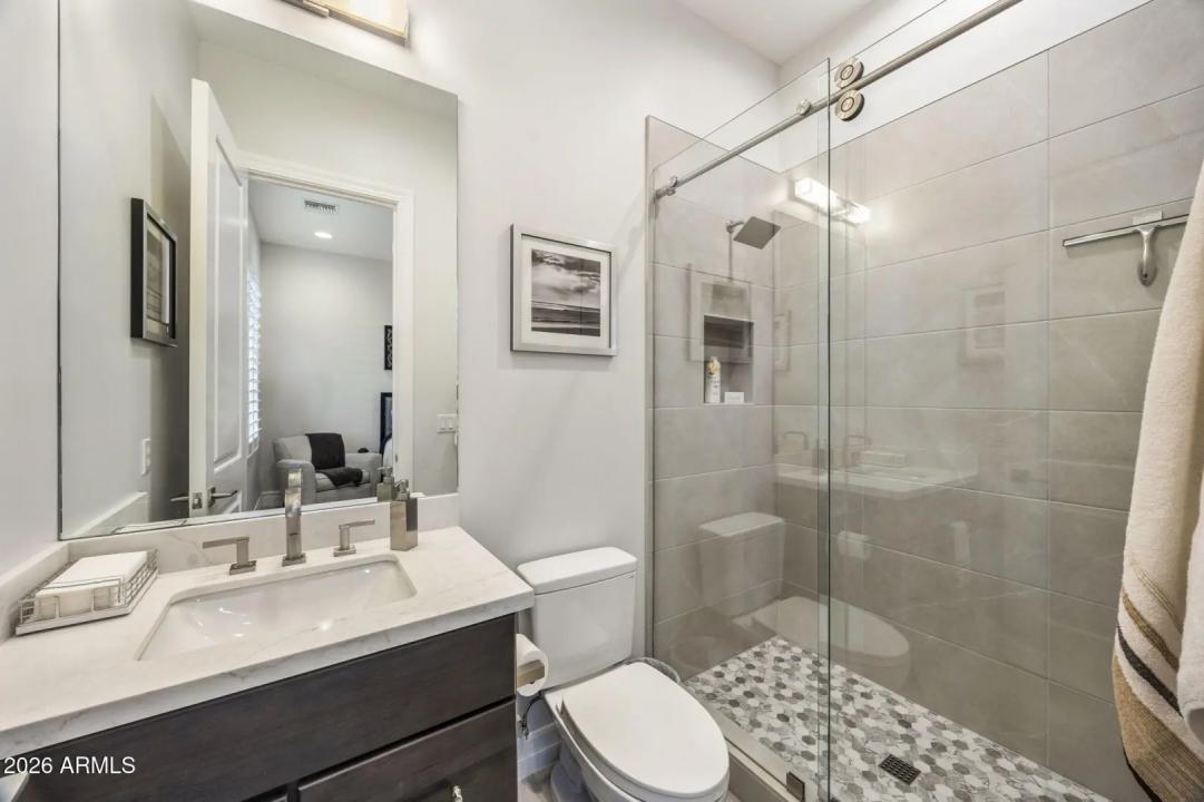 Real Estate Picture 39