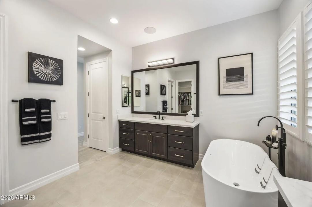 Real Estate Picture 31