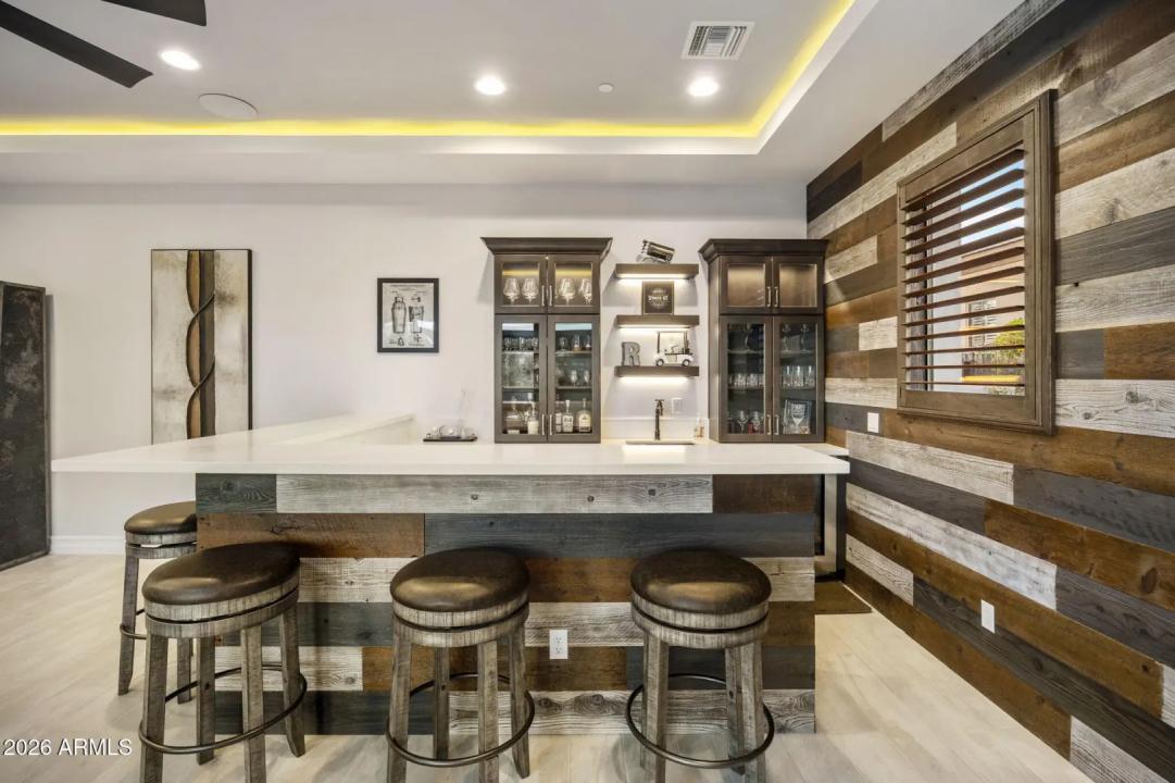 Real Estate Picture 26