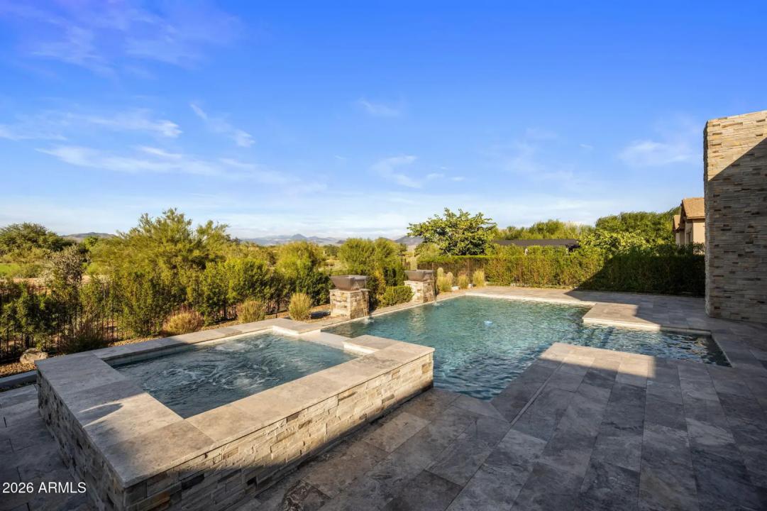 Real Estate Picture 47