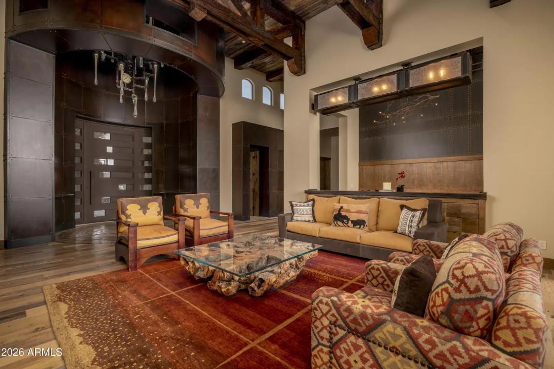 Real Estate Picture 5