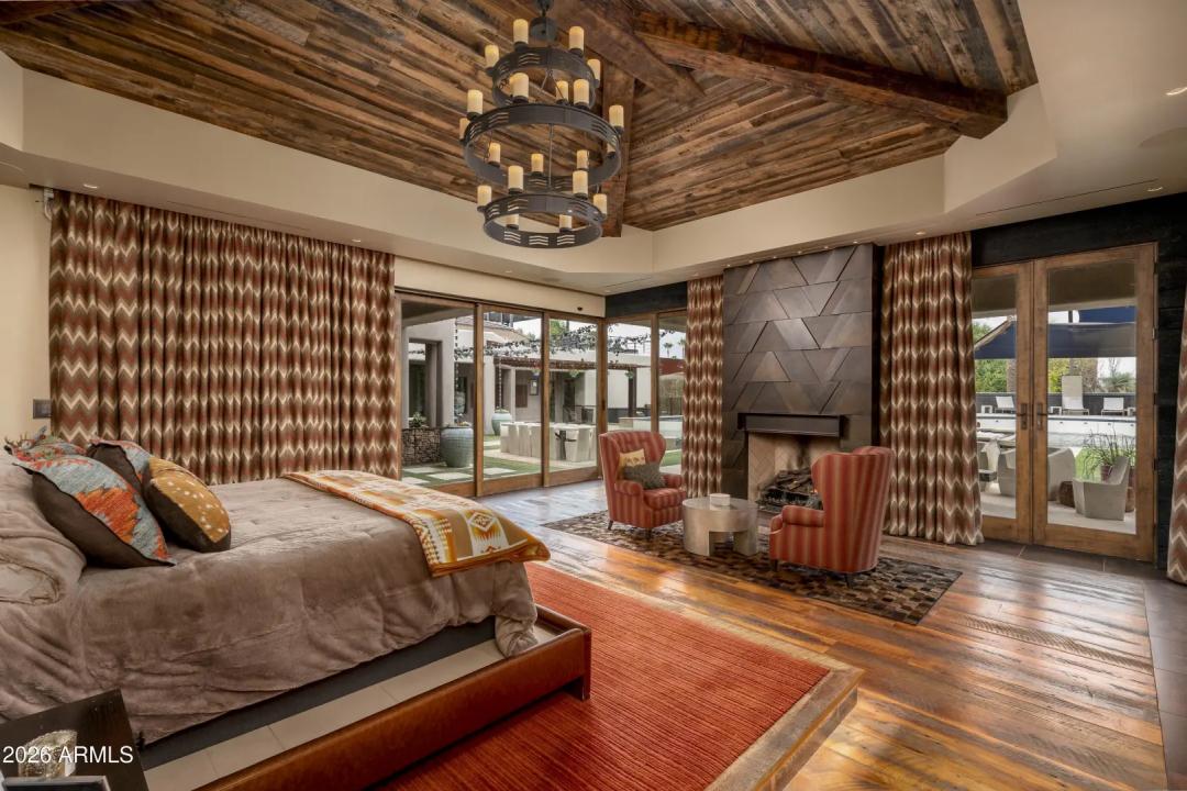 Real Estate Picture 13