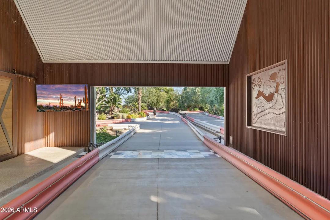 Real Estate Picture 34