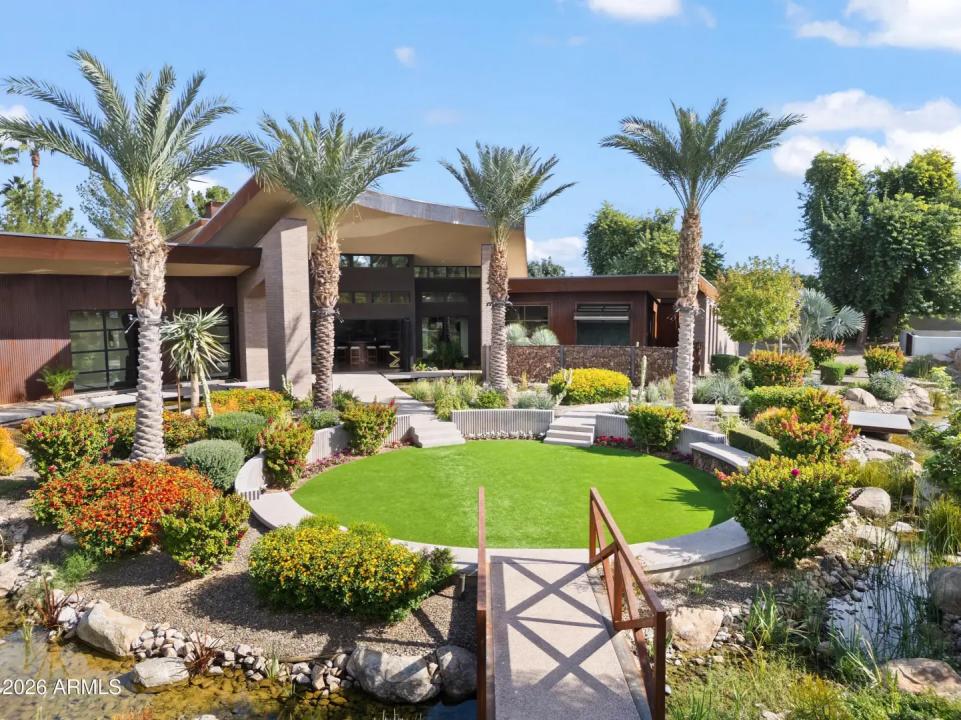 Real Estate Picture 38