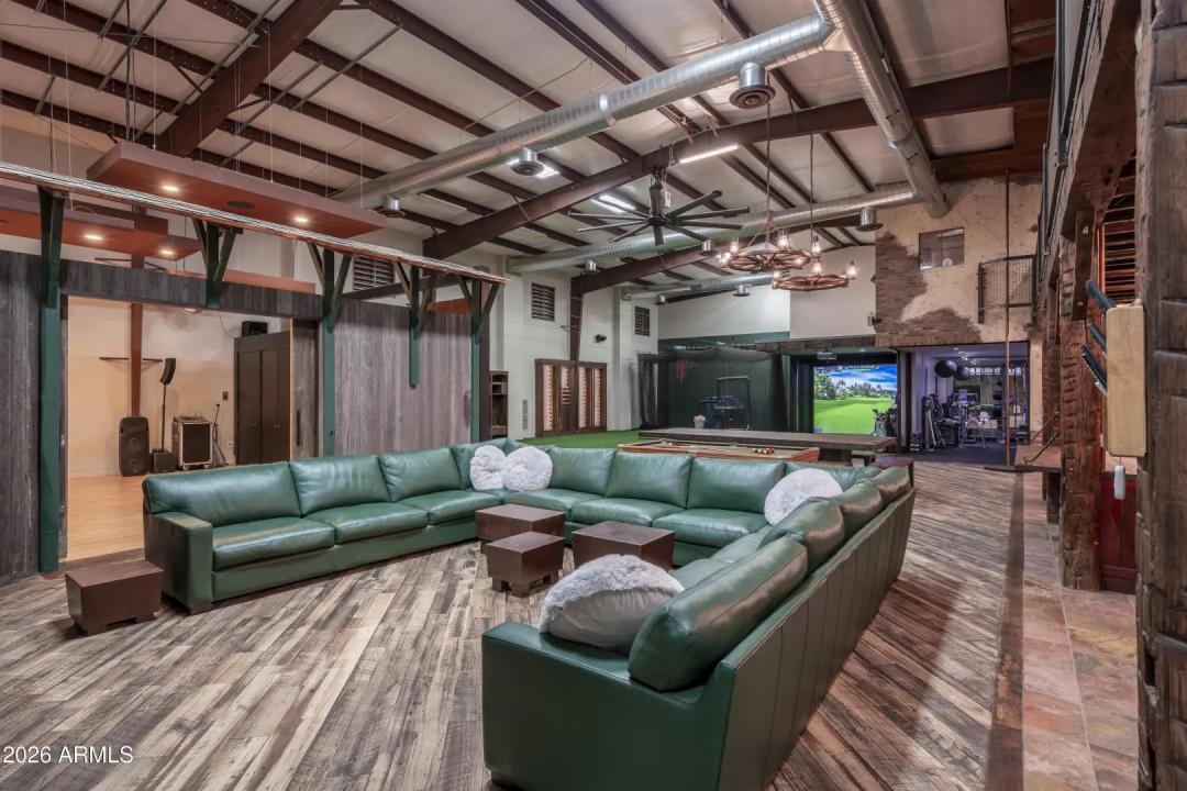 Real Estate Picture 58