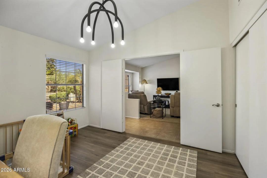 Real Estate Picture 6