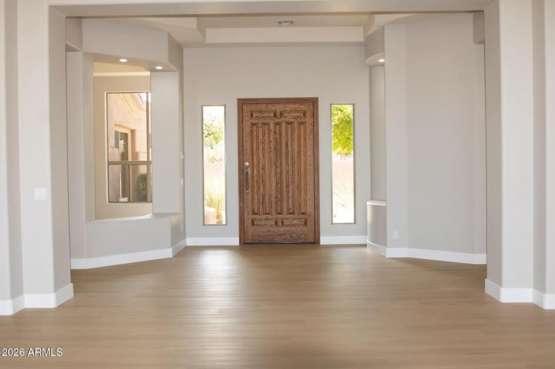 Real Estate Picture 11