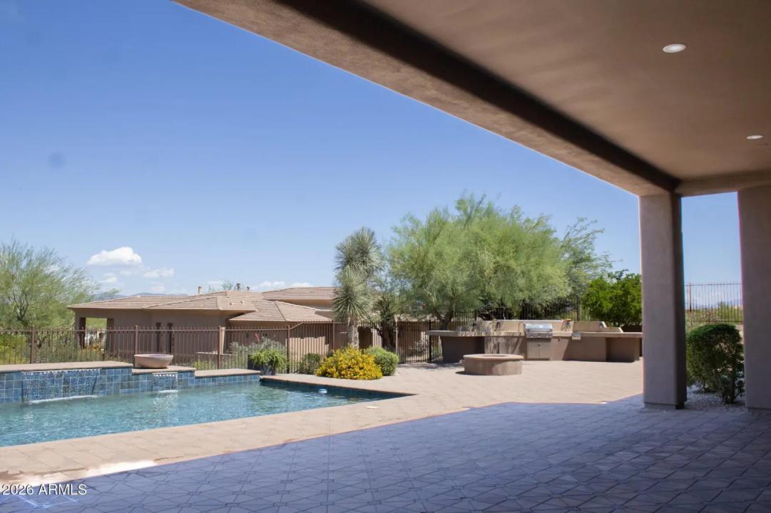 Real Estate Picture 27