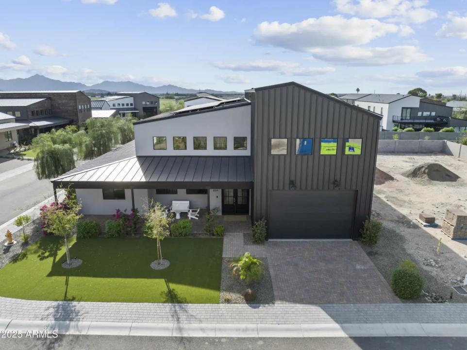 Real Estate Picture 1