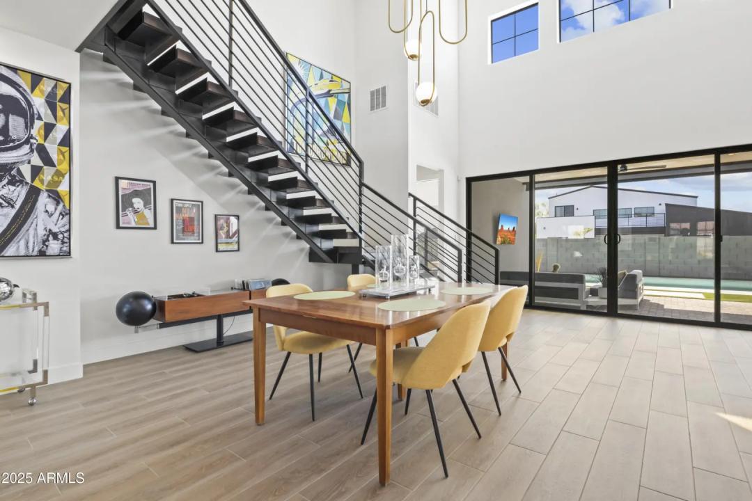 Real Estate Picture 21