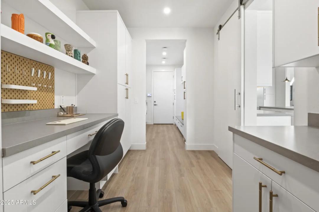 Real Estate Picture 33