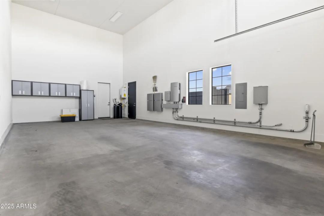 Real Estate Picture 35