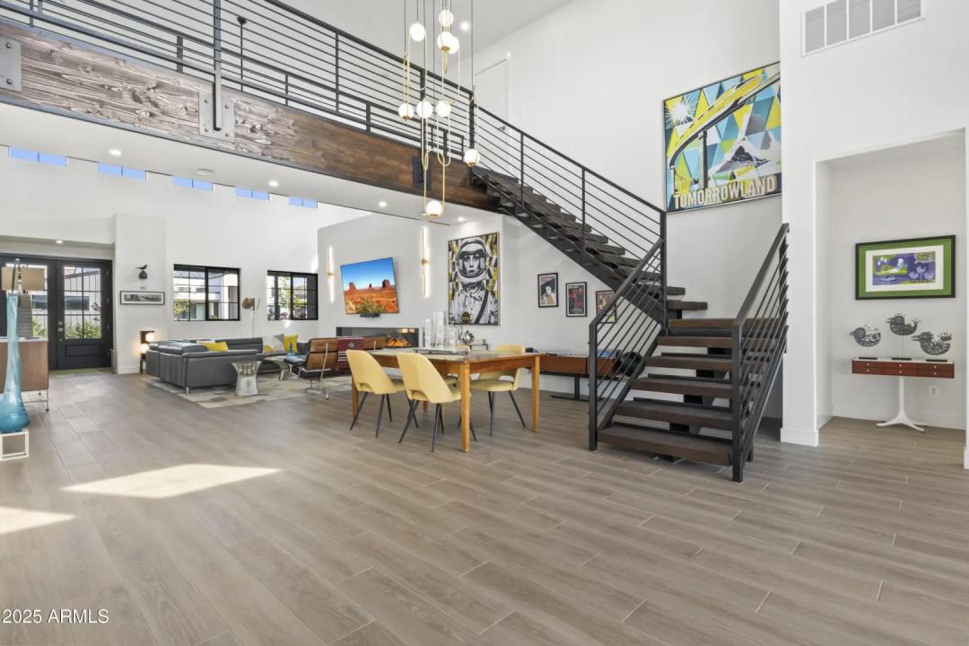 Real Estate Picture 36