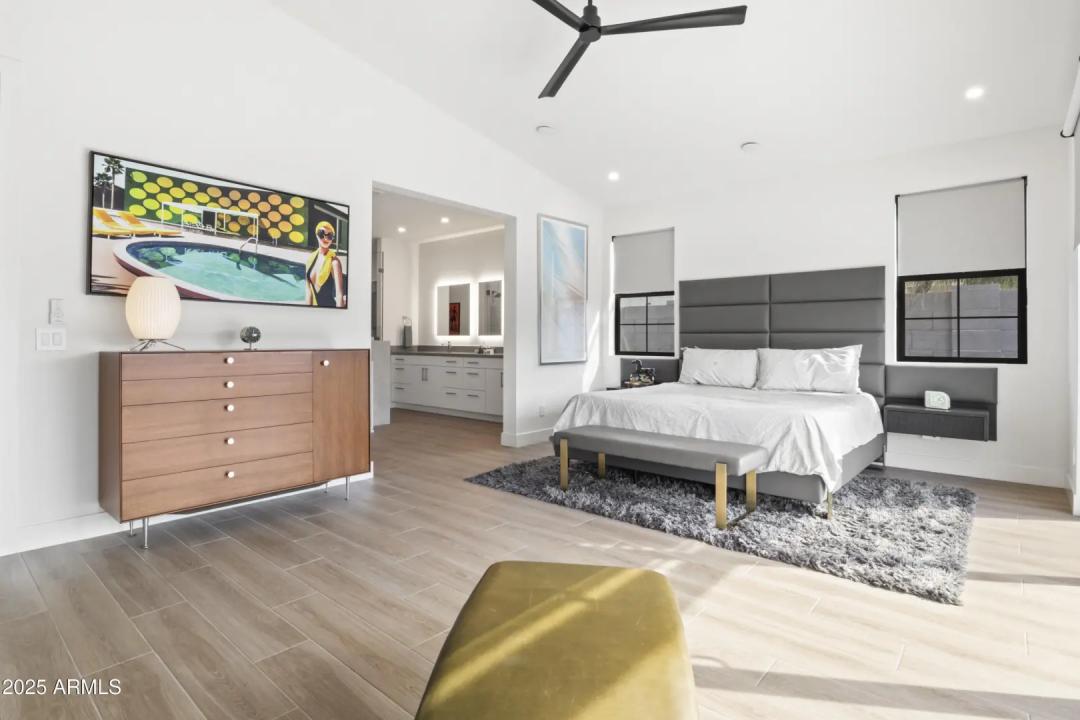 Real Estate Picture 38