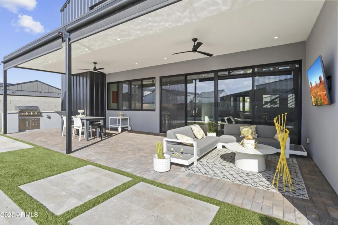 Real Estate Picture 52