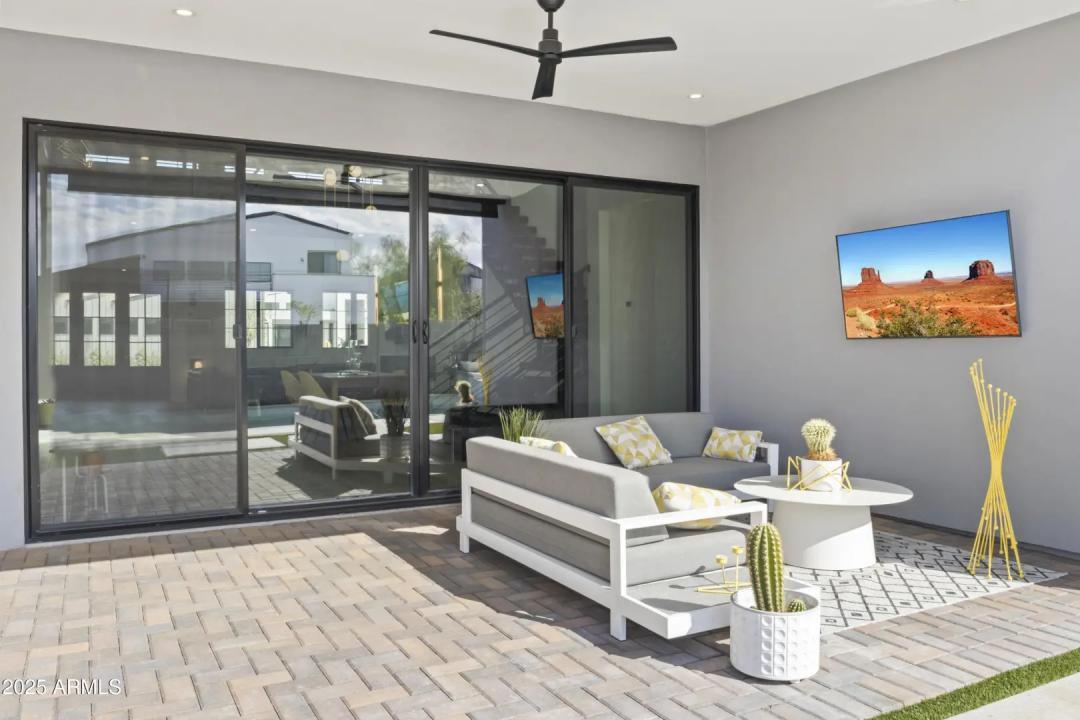Real Estate Picture 53